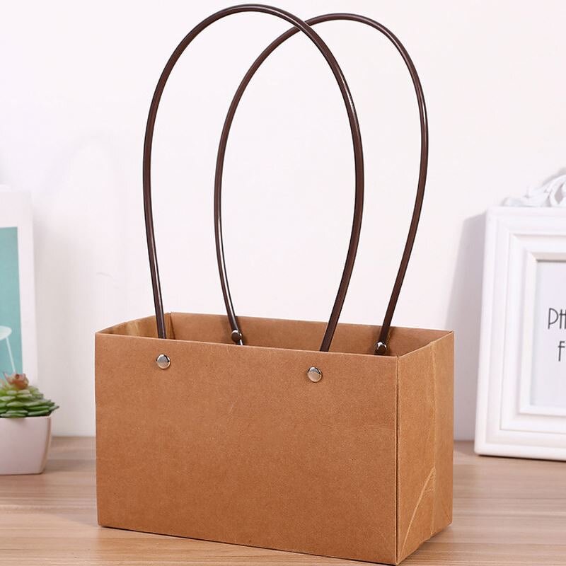 Wholesale Small Size Brown Kraft Paperboard Gift Bag with Handle Custom Design Flower Bouquet Packaging for Crafts Candles