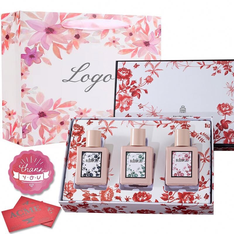 Custom Luxury 100ml Perfume Set Box with Matt Varnish Kraft Paper Bag Postcard Featuring Embossed Logo Printing Sponge Liner