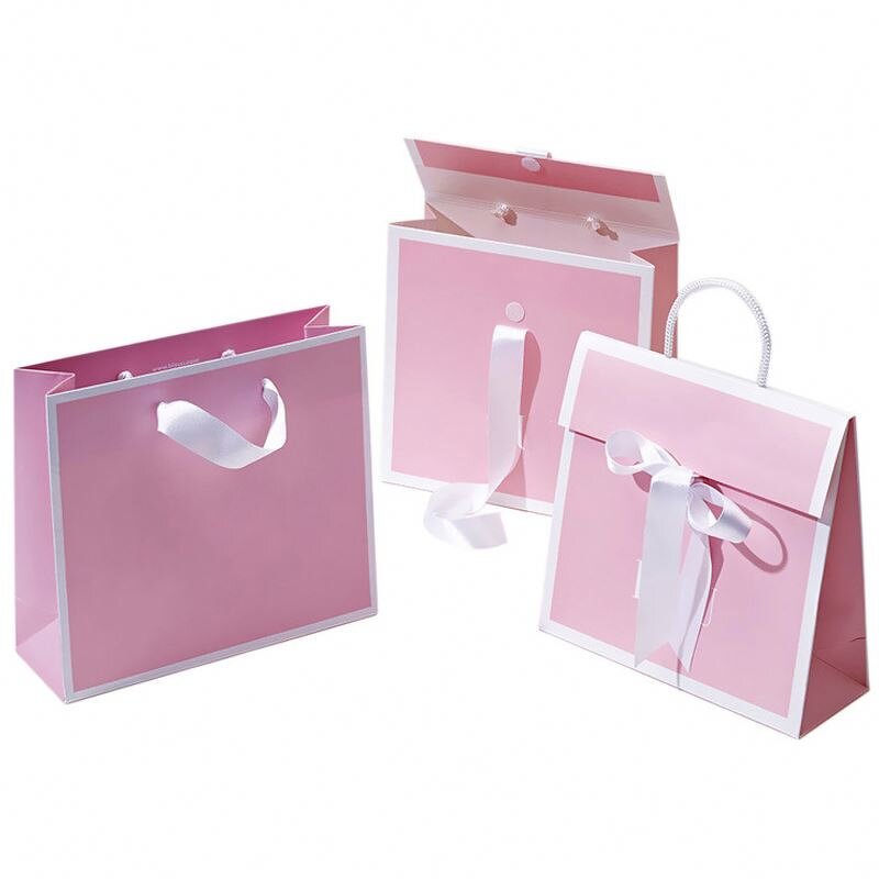 Luxury Die Cutting Matt Varnish Gift Cardboard Shopping Bag with Ribbon Handle Good Price for Multi-Size for Clothing and Fur