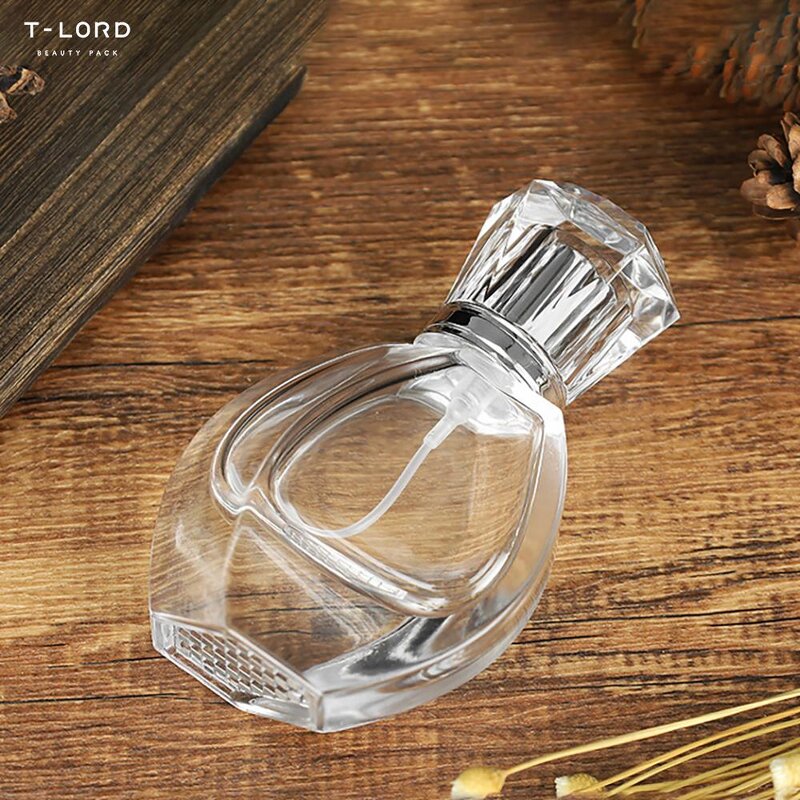30ml Eco-Friendly Glass Perfume Bottle with Pump Cap Empty Cosmetic Packaging for Cosmetics and Fragrances