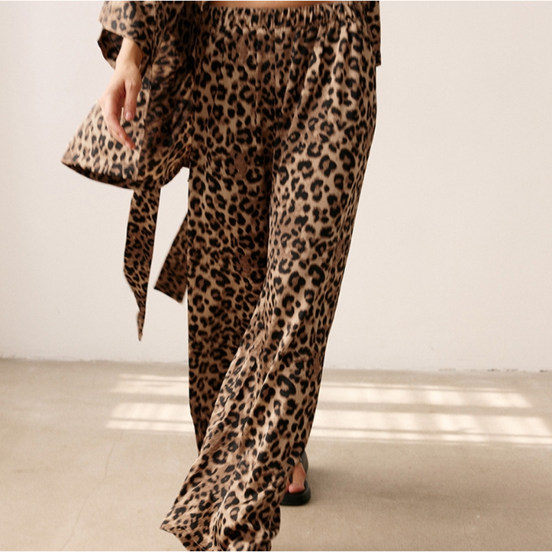Pajamas Set Manufacturer - Leopard Print Long Sleeves Loose Two-Piece