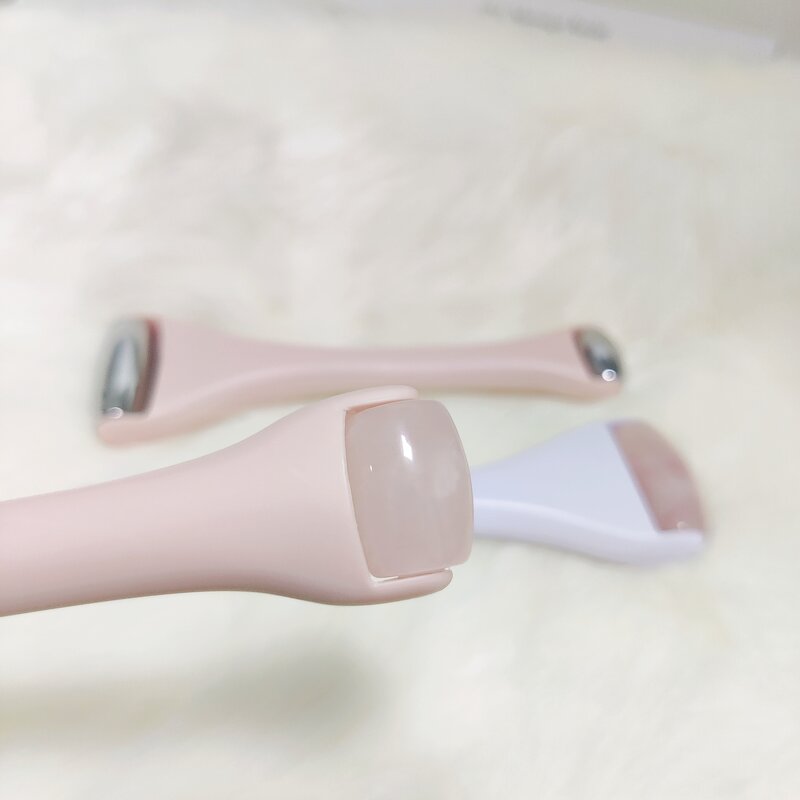 Cooling Facial Ice Roller - Beauty Skin Tools Cold Massage Puffiness Relief
