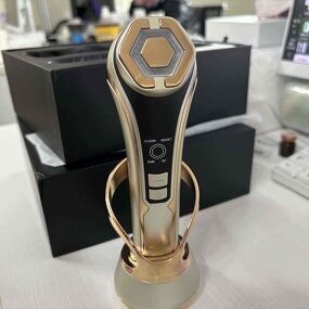 RF LED Facial Device - Professional At-home Anti-Aging Wrinkle Removal Microcurrent Tool