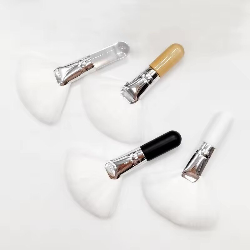 Synthetic Fiber Fan Brushes - Factory Price Mini Wooden Handle Facial Cleaning Tool