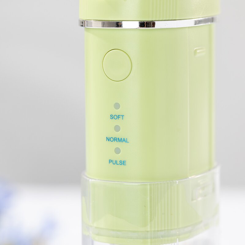 Travel Tooth Irrigator - IPX7 USB Rechargeable Cordless Dental Cleaning Tool