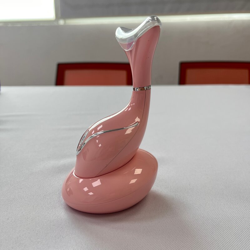 Facial Massager Manufacturer - for Face and Neck Red-light-therapy Beauty Device