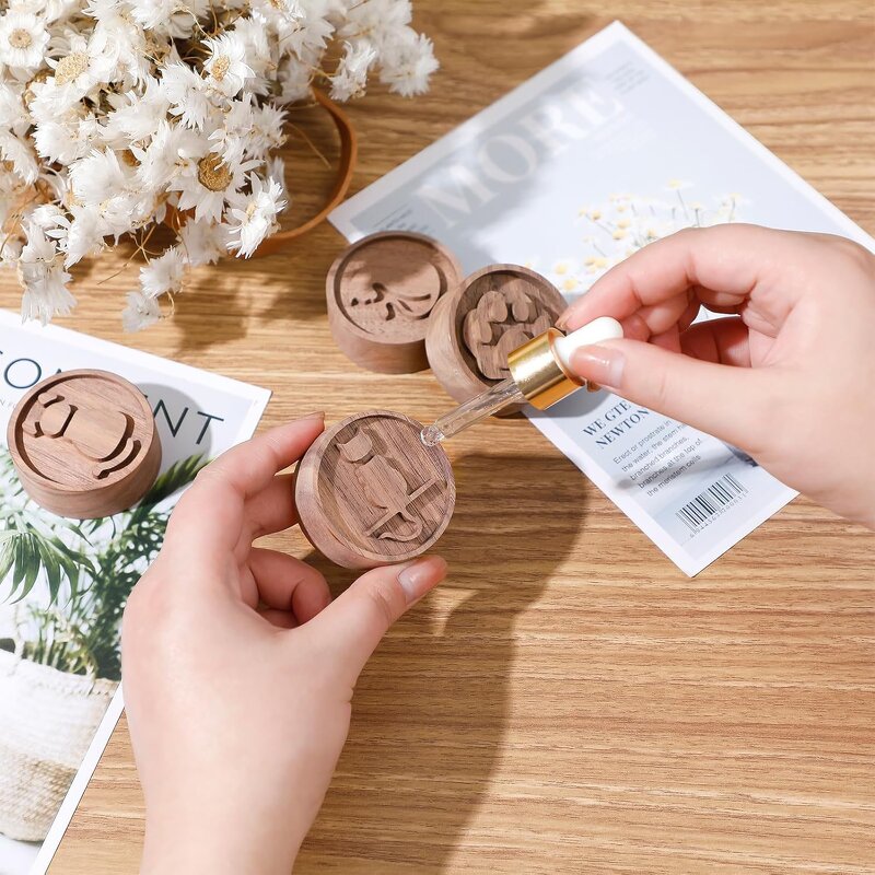 Wood Car Diffuser - Round Aromatherapy Essential Oil Home Office Freshener Tool