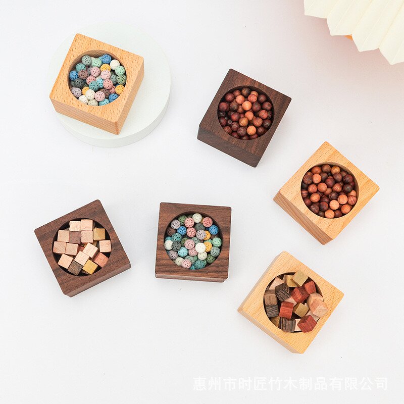 Car Aroma Diffuser - Newest Essential Oil Vent Clip Home Office Freshener Tool