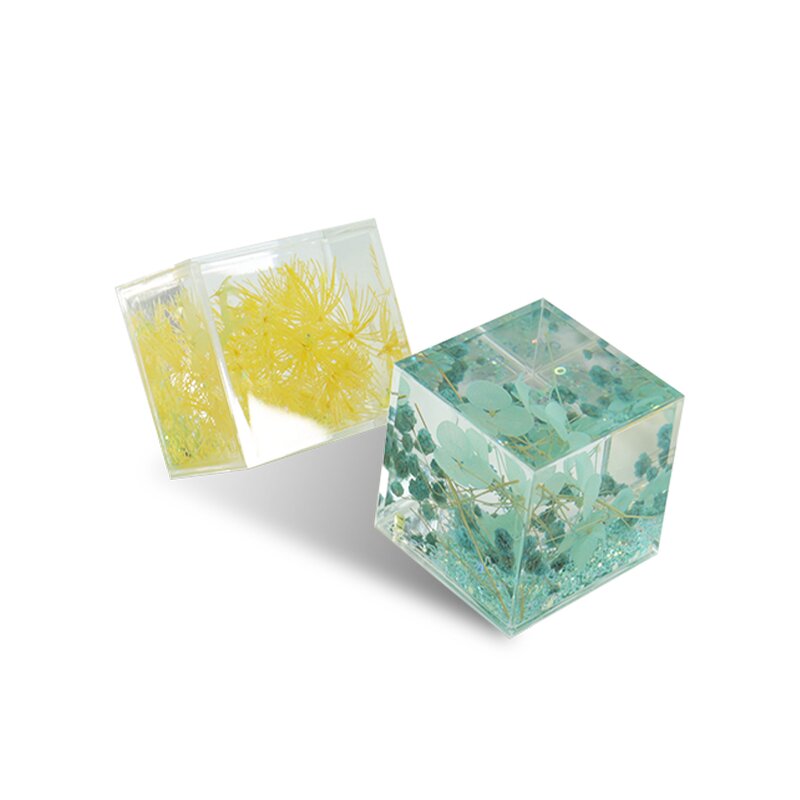 Resin Paperweight - Preserved Flower Cube Office Home Decor Novelty Craft Tool