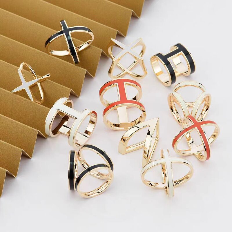 Stainless Steel Scarf Ring - Simple Gold Plated Ellipse Corner Knotting Tool