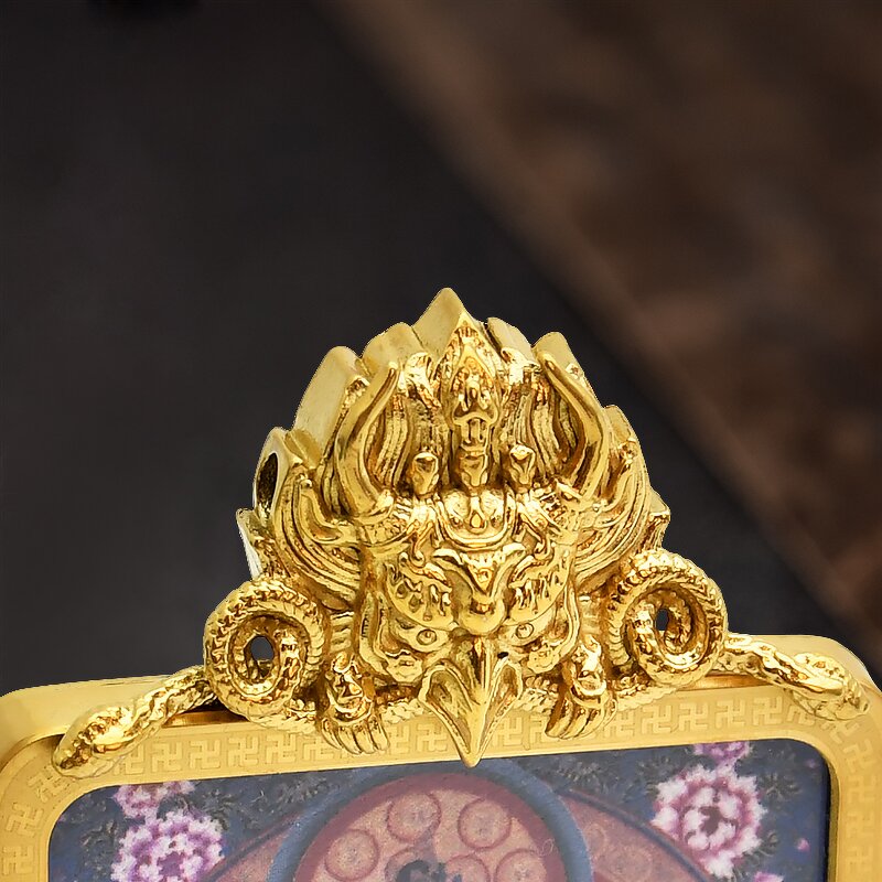 Guan Yu Thangka Pendant - Chinese Hand-Painted Buddha Statue Religious Jewelry