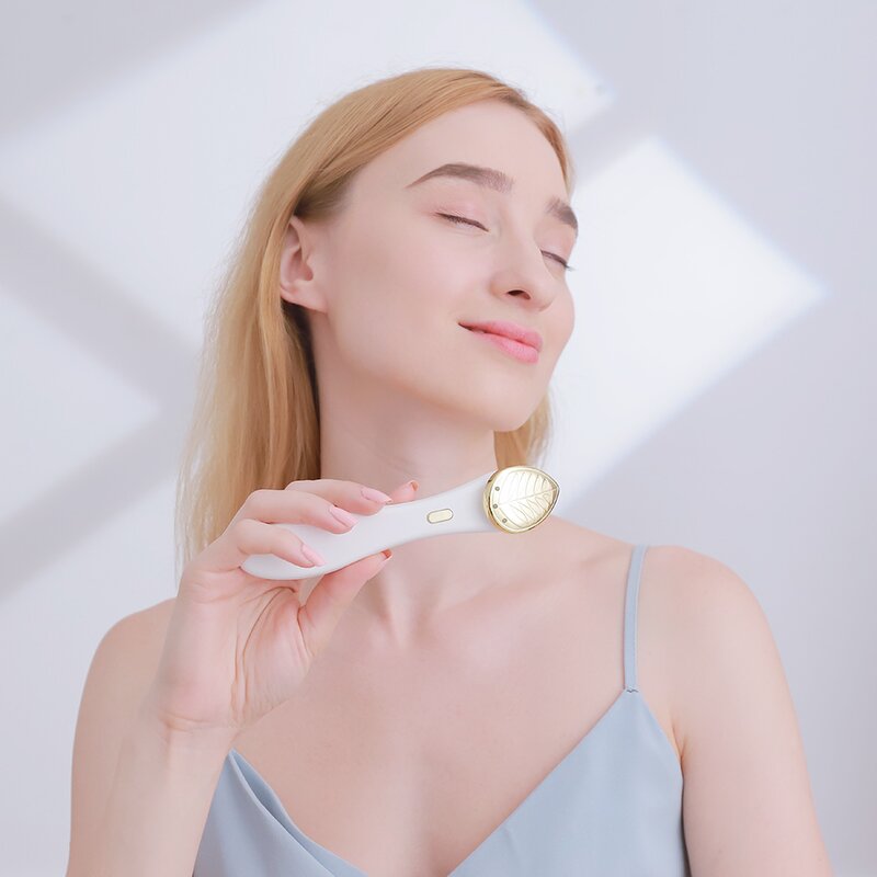 Micro-current Skin Care Bar - Nove Red Light Therapy Facial Massager