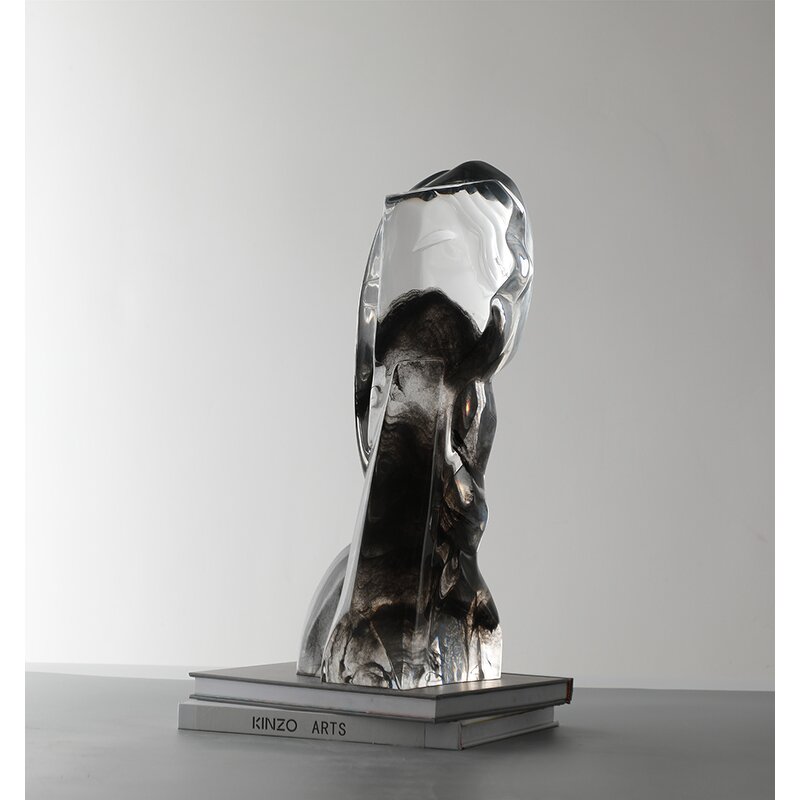 Resin Sculpture - Custom Home Decor Crafts for Hotel and Art Gallery