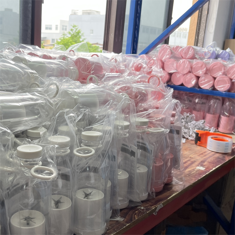 Portable Blender Manufacturer - Mini Mixer Electric Juicer with 6 Blades for Travel