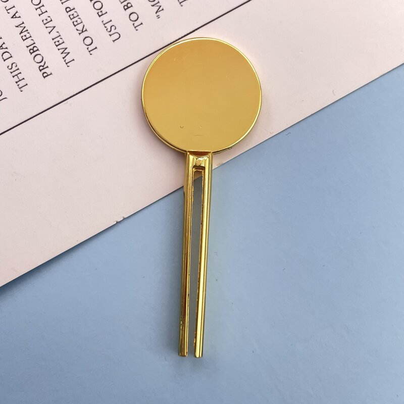 Key-Shape Tube Squeezer - OEM Manufacturer Metal Toothpaste Facial Cleanser Bathroom Dispenser