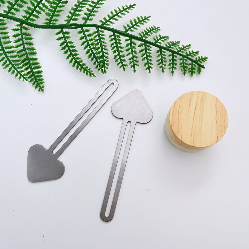 Self Closing Squeezer - Custom Logo Silver Mini Metal Toothpaste Tube Key Shape Tool