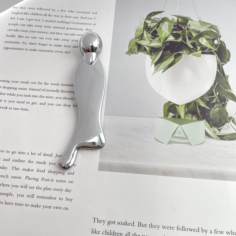 2 in 1 Facial Roller - Metal Lifting Massage Gua Sha Board Beauty Scraping Tool