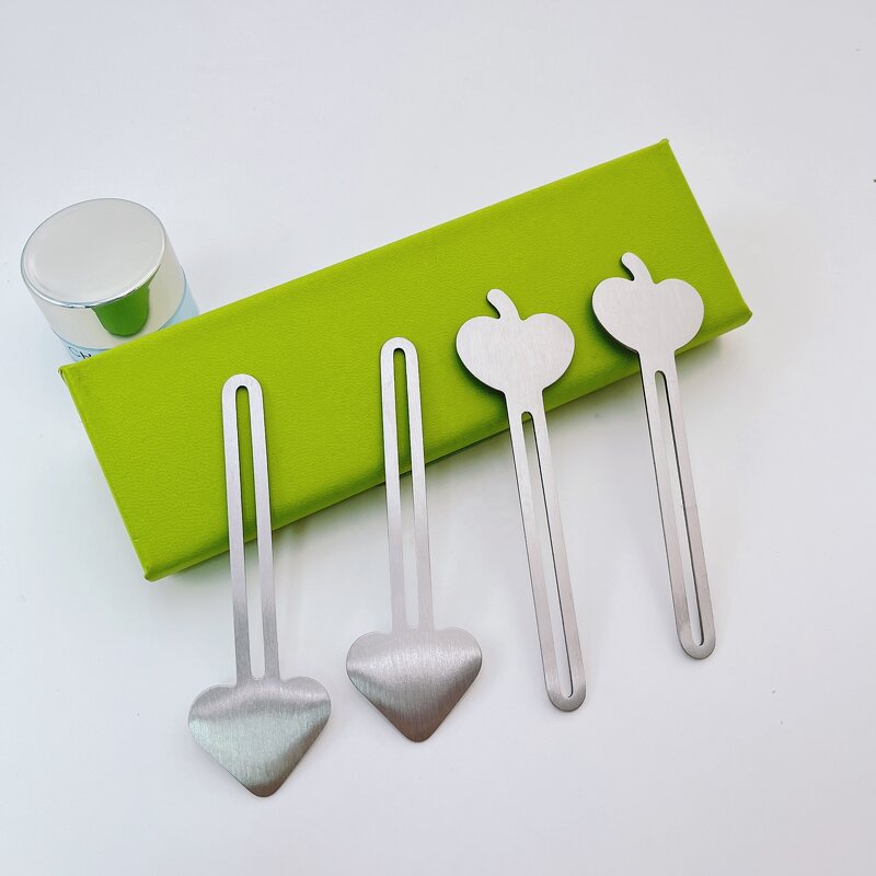 Self Closing Squeezer - Custom Logo Silver Mini Metal Toothpaste Tube Key Shape Tool