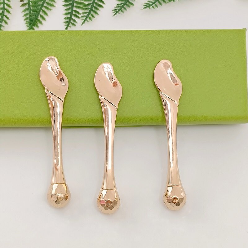 Facial Cosmetic Spoon - Customized Spatule Beauty Care Tool for Skincare Application