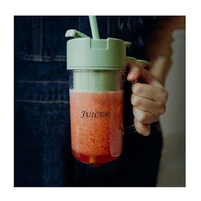 USB Juicer Blender - Portable with Straw Smoothies Food Mini Car Use Kitchen Tool