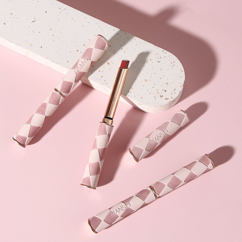 Three-piece Makeup Set - Manufacturer - Lipstick + Cushion Necklace Birthday Makeup Gift Set