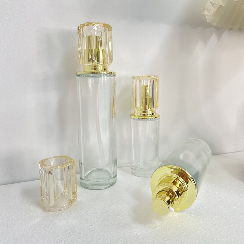 Pump Bottles Manufacturer - 50ml 60ml Light Luxury Transparent Glass with Golden Cap