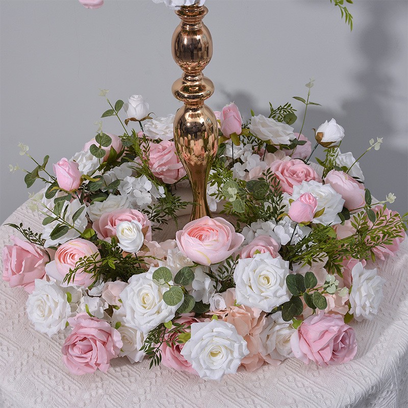 White Garland Ball Factory Table Display