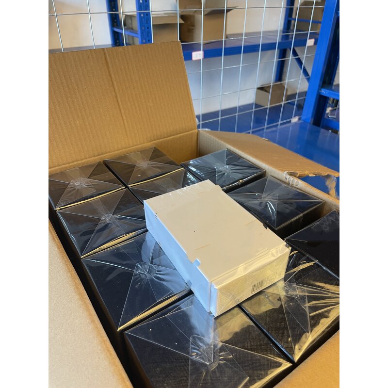 Perfume Manufacturer - Vibrant Citrus to Warm Woody Amber Scent Composition