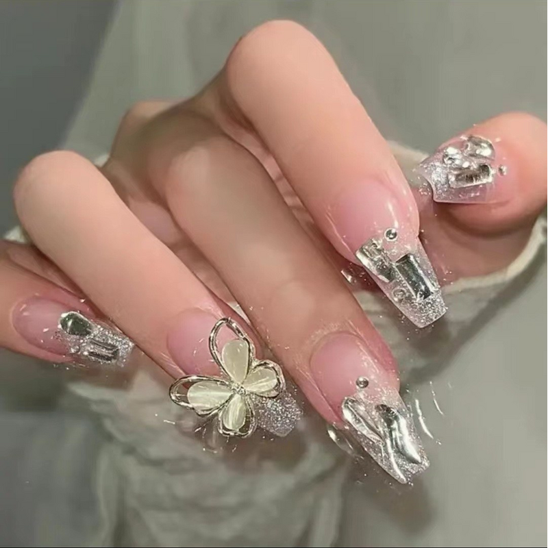 French Fake Nails - Manufacturer - 24pcs Boxed Alloy Dotted Long Coffin Heart Butterflies Wearable