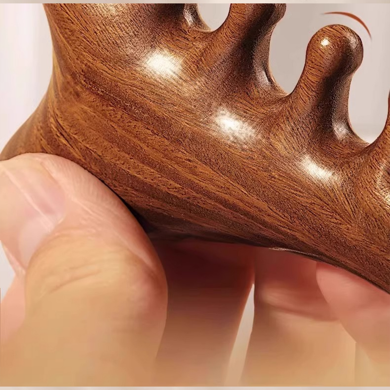 Comb & Jade Roller - Manufacturer Sandalwood 4-in-1 Gua Sha Meridian Dredging