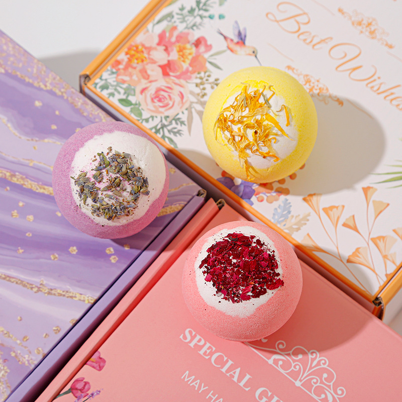 Candle Gift Set Manufacturer - Handmade Soy Wax Aromatherapy Bath Bombs & Tumbler