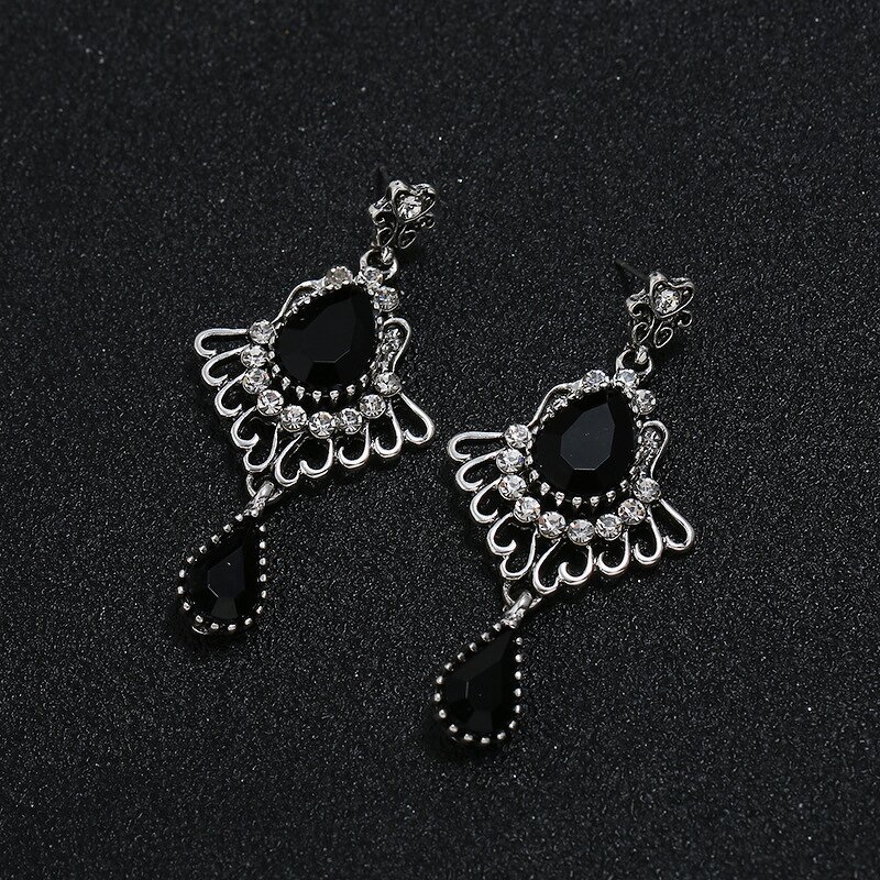 Earrings - Manufacturer Zinc Alloy Crystal Ruby Vintage Scalloped Tassel Drop