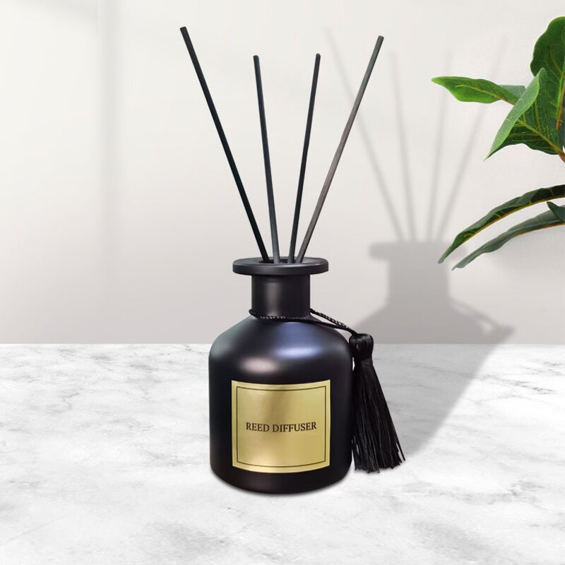 Reed Diffuser Manufacturer - Wholesale 120ml Black Bottle, Luxury Natural Scent