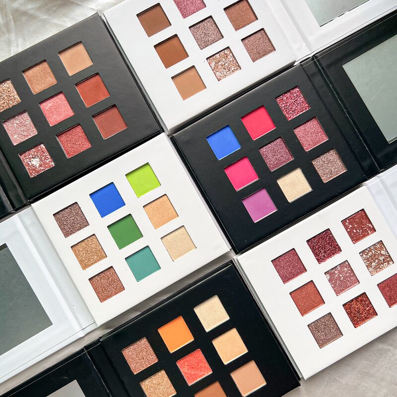 Eyeshadow Palette - Manufacturer Private Label Matte Glitter Vegan Cruelty-Free