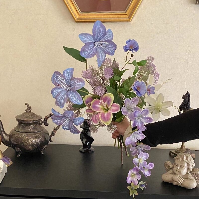 Artificial Flower Arrangement Manufacturer - Luxury for Living Room & Vase