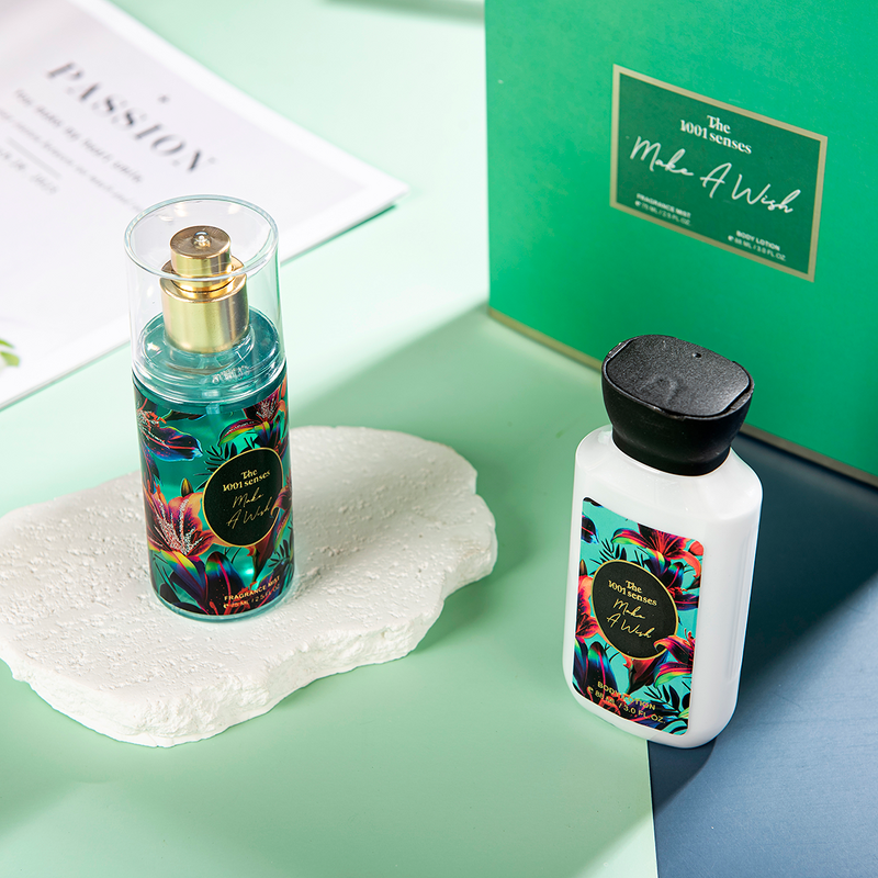 Gift Set - Manufacturer 2pcs 77mL Spray 88mL Lotion Christmas Winter for Women