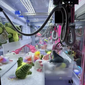 Claw Machine Manufacturer - Premium Plastic Four-Person with Neon Lights