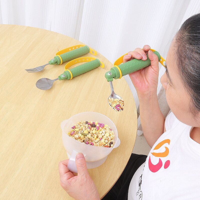 Tableware Set Manufacturer - Green Utensils with Soft Rubber Handles