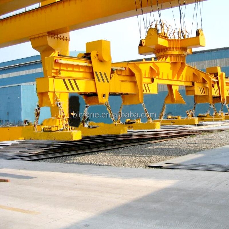 Electromagnetic Chuck - Manufacturer High-Power Scrap Iron Gantry Crane Lifting
