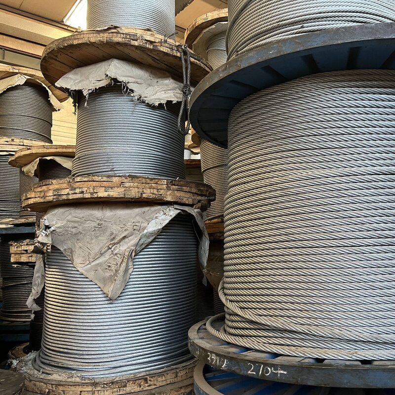 Steel Wire Rope - Manufacturer 20-40Ton Electric Hydraulic Winch Oil Mine Towing