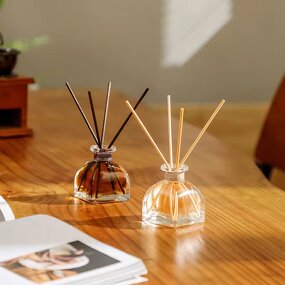 Reed Diffuser - 50ml Crystal Liquid Oil Custom Logo Home Decoration