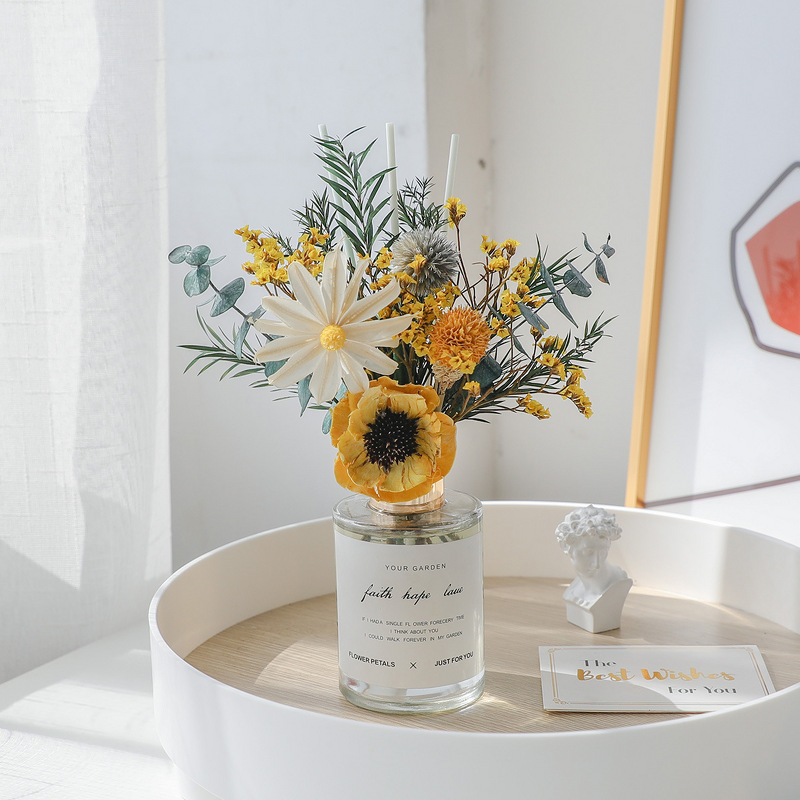 Air Freshener - Dried Flower Fire-Free Aromatherapy Oil for Home Bedroom