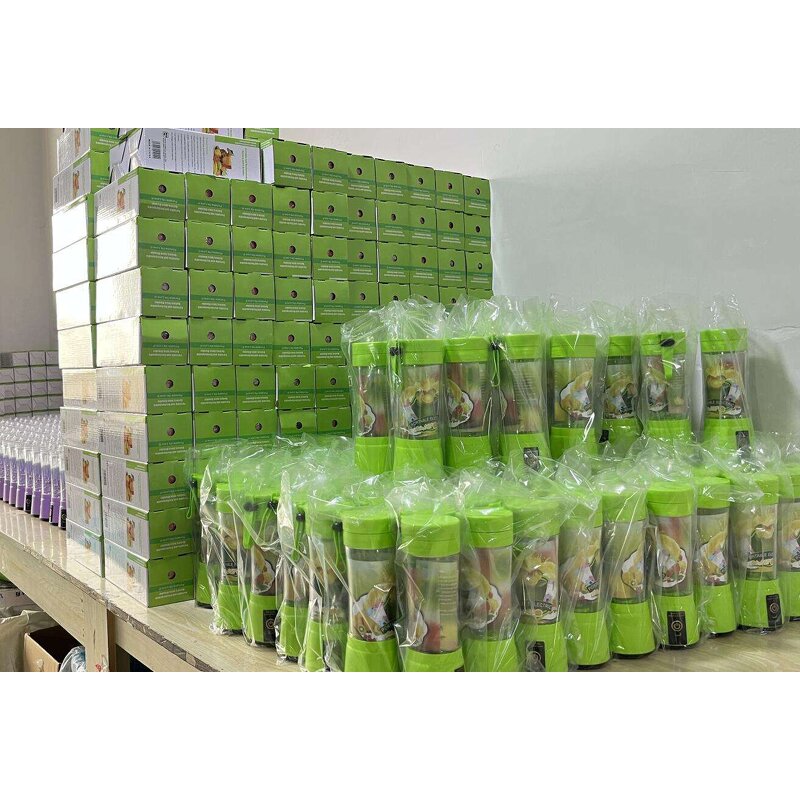 Portable Blender - AilesTecca 6 Blades Wholesale Rechargeable Fresh Juice Mixer