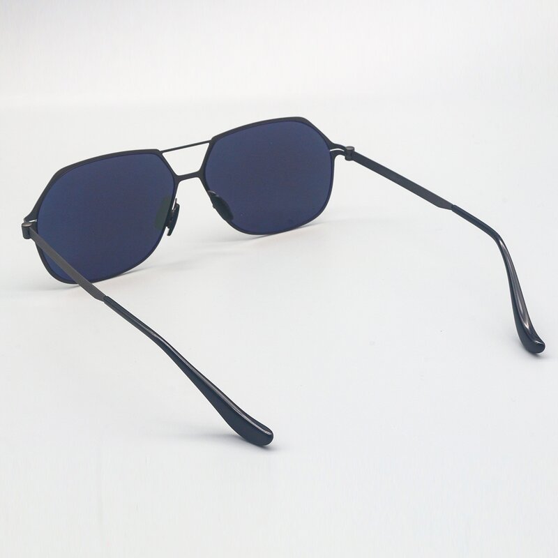 Sunglasses Manufacturer - Retro Classic Black Metal UV400 PC Tac Rectangular Unisex