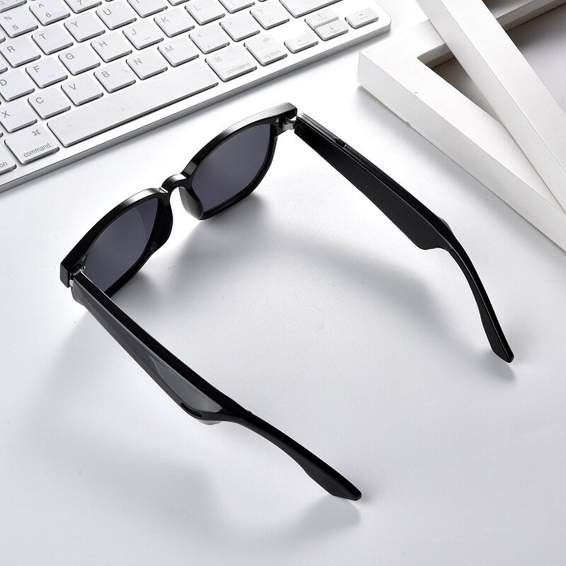 Smart Glasses Manufacturer - Auto on & Off UV400 with Magnetic Charging Intelligent BT Sports Sunglasses Sound
