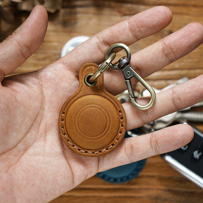 AirTag Case Manufacturer - High-end Retro Leather Keychain Protective for Apple Airtag Locator Tracker