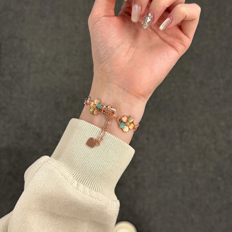 Watch Strap Manufacturer - High Quality Five Color Flower Opal Zinc Alloy Women's Chain for Apple Watch S10