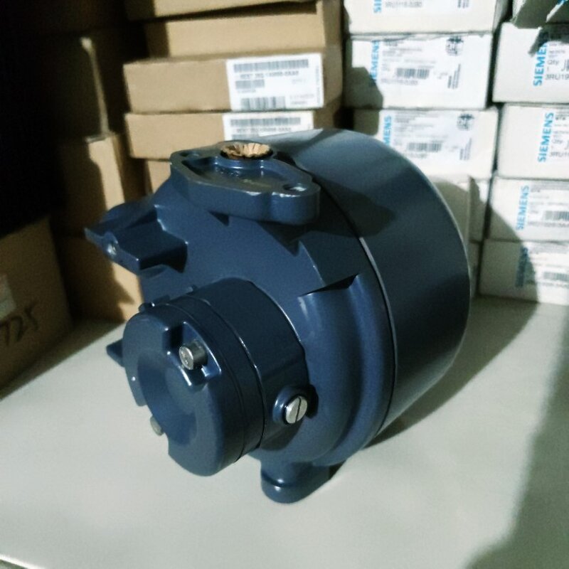 Safety Switch Manufacturer - EUCHNER CES-A CES-A-AEA-04B Original Genuine