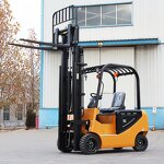 Electric forklift