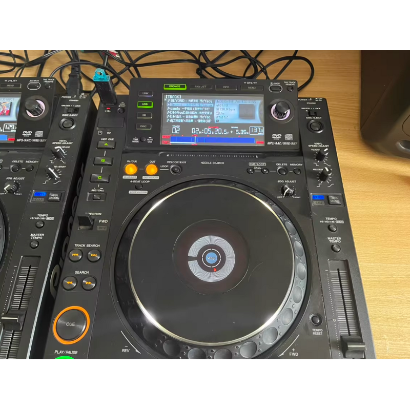 Turntables Manufacturer - Pioneer CDJ 2000 Pair Supporting CD/USB & Rekordbox Software